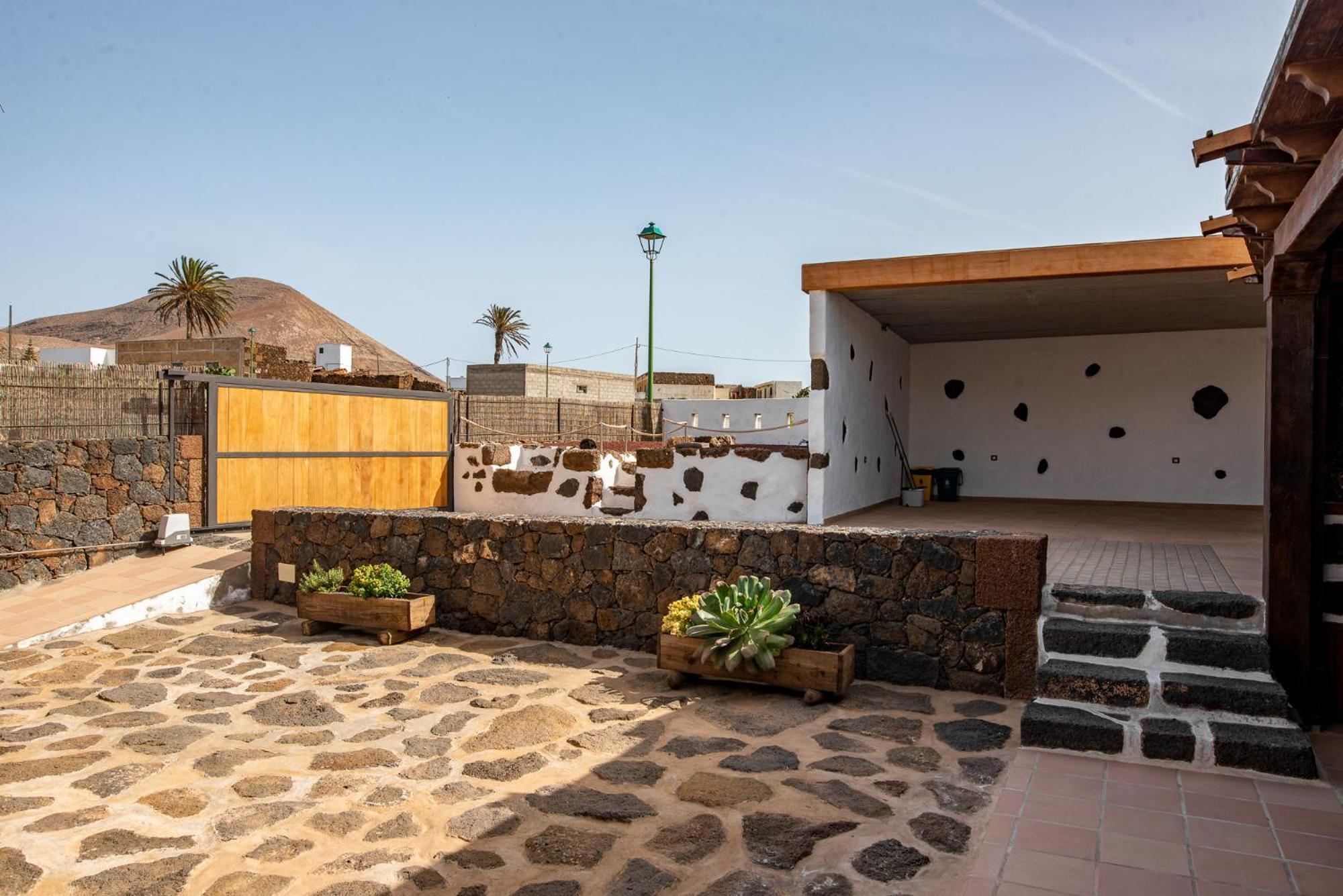 Casa Tilama Tinajo Exterior photo